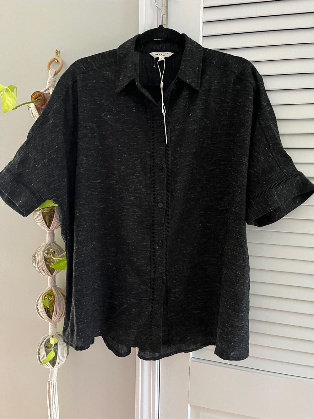 Max Studio Black Heathered Short-Sleeve Button-Down Shirt